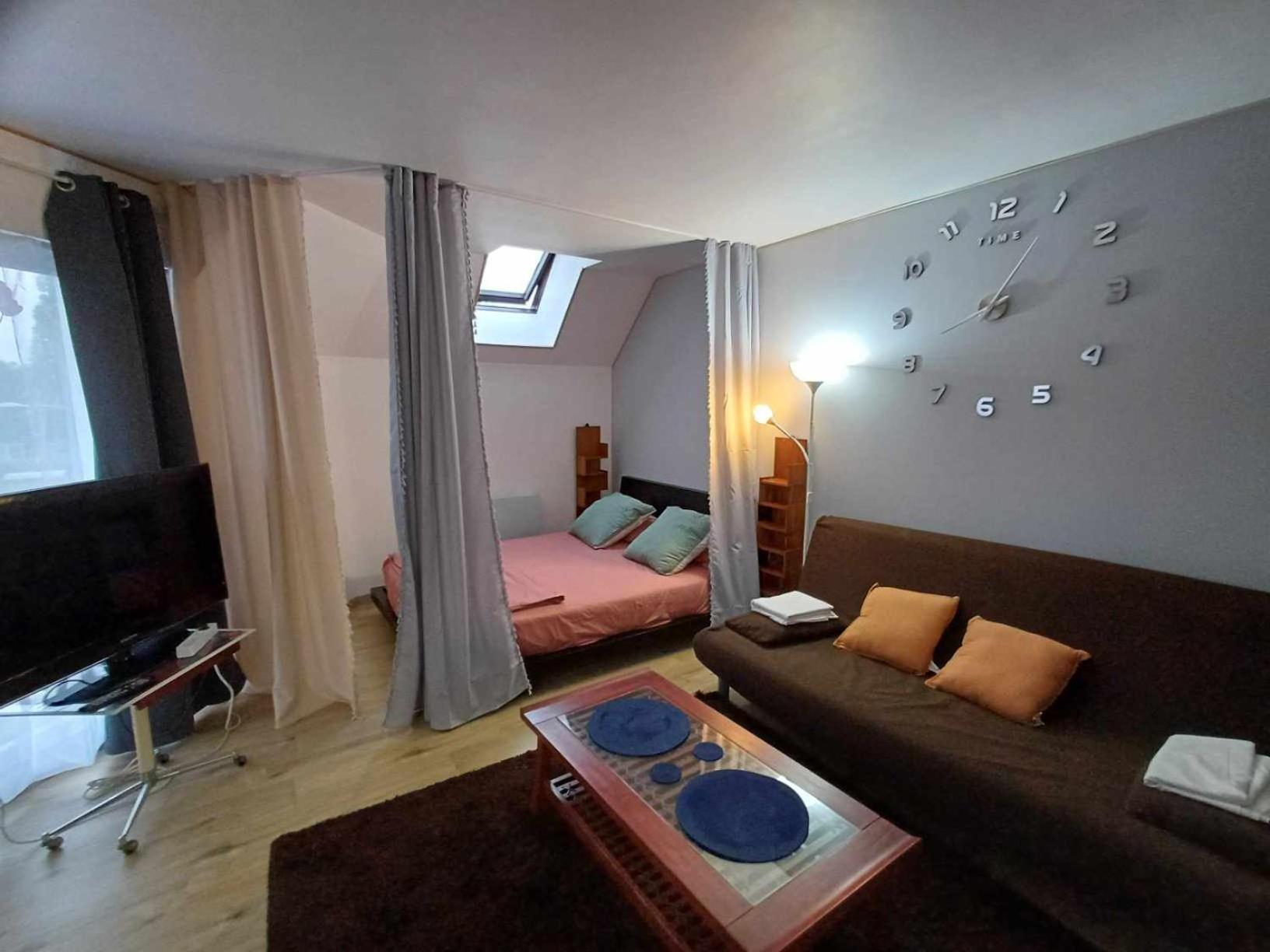 Appartement Independant Proche Paris, Roissy Cdg, Asterix, Disneyland *